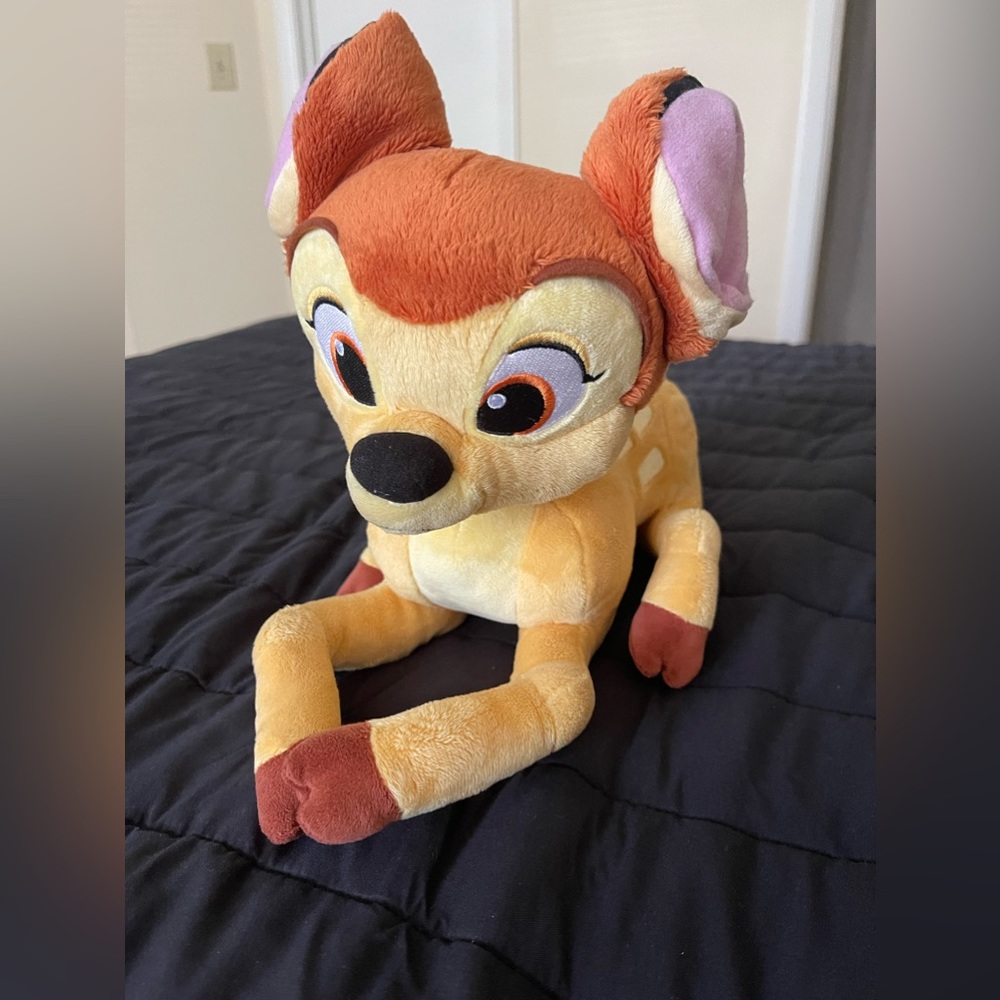 Bambi Plush - Medium 13"'